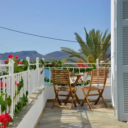 Apartment Esperos Seaside In Adamas, Milos
